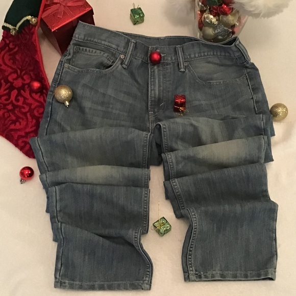 LEVI STRAUSS ” Original Riveted Men’s blue Jeans. - Picture 3 of 6